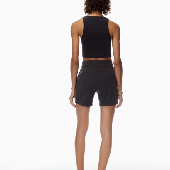 Aritzia Babaton The Group Weekender Short Black‎ Small - Picture 3 of 8